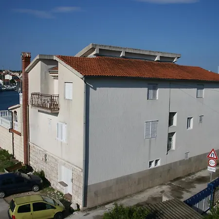 Jezera 5123a Apartment *
